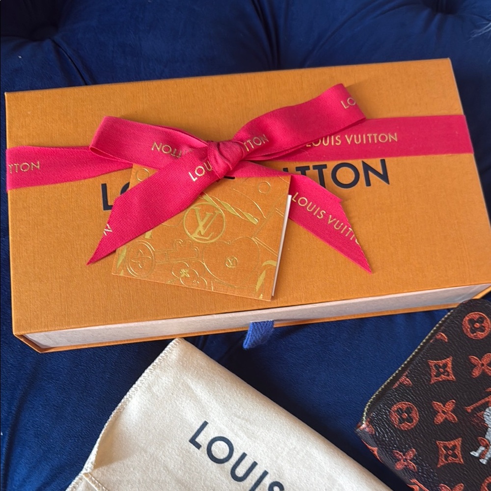 Louis Vuitton Grace Coddington Catogram Zippy Wallet 🐈 - Picture 3 of 12